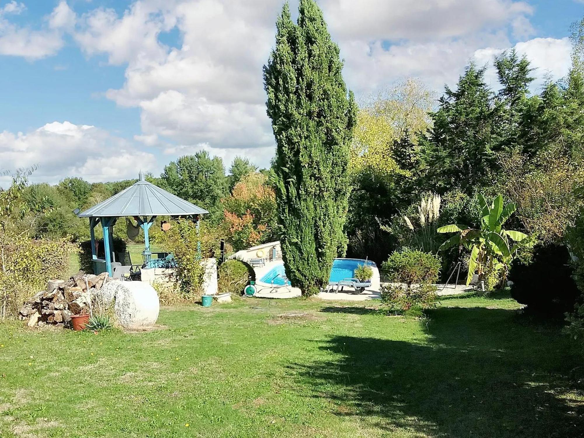 Villa Charmante A Bosset Avec Piscine Partagee Ngoại thất bức ảnh