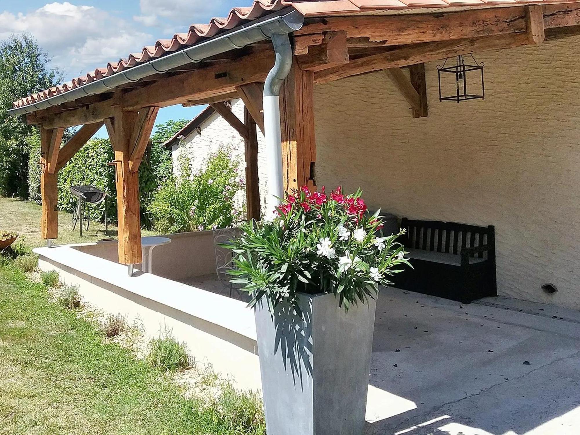 Villa Charmante A Bosset Avec Piscine Partagee Ngoại thất bức ảnh